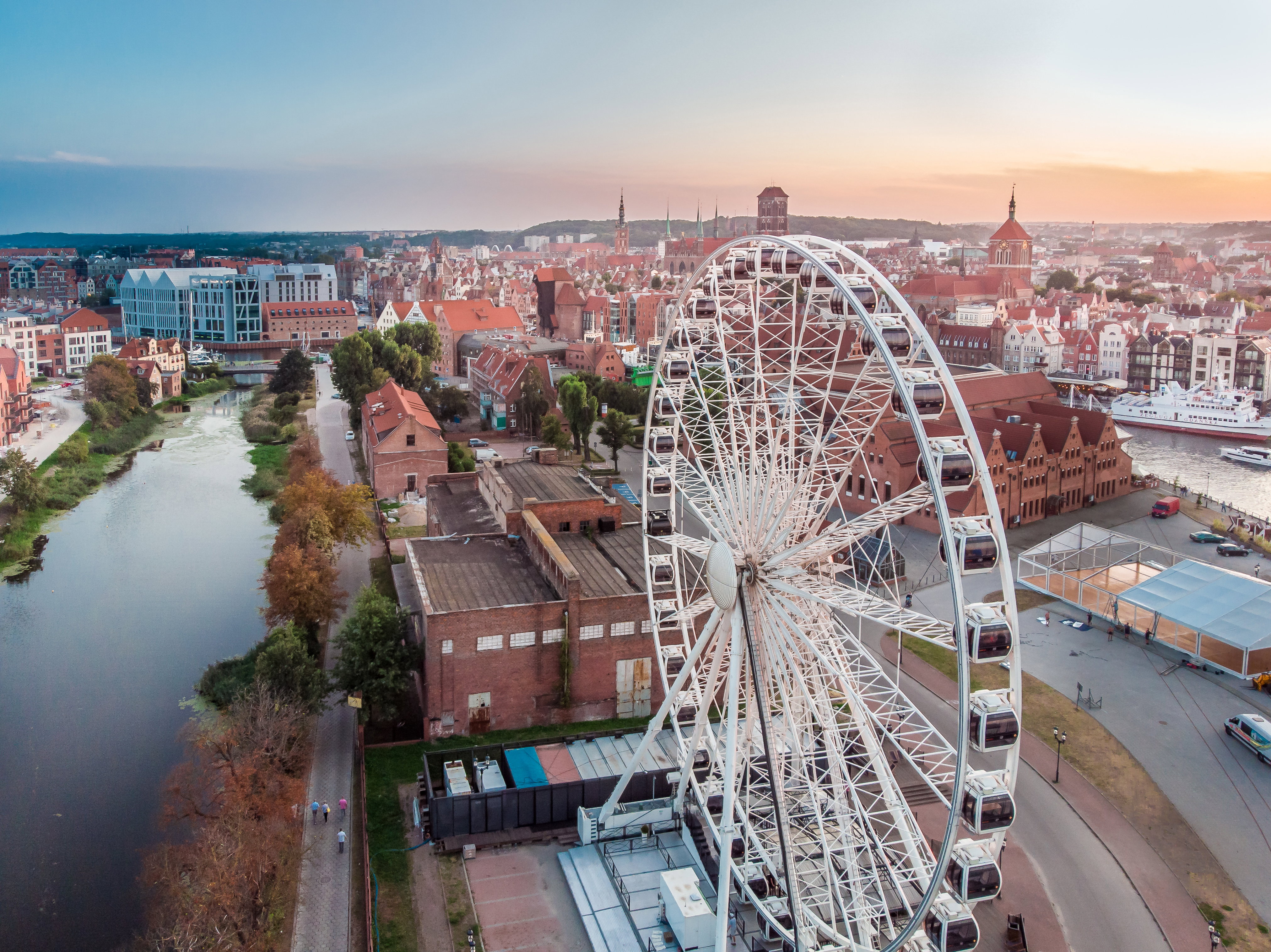 AmberSky w Gdańsku kończy działalność. Powstanie nowe koło widokowe.