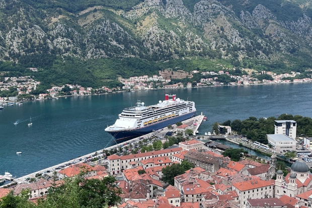 kotor wycieczkowiec