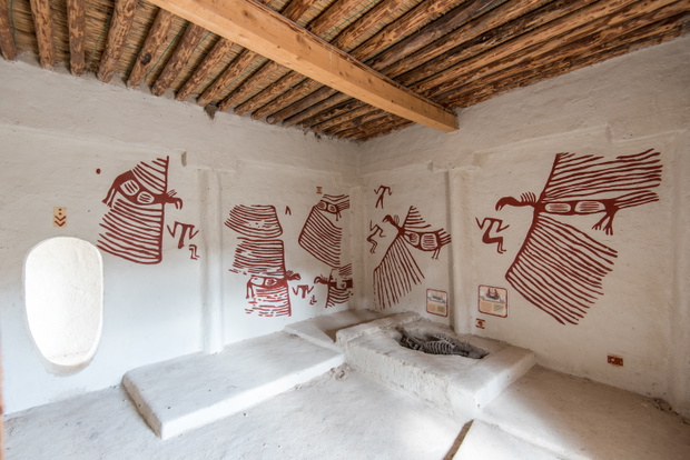 Rekonstrukcja domostwa neolitycznego ze słynnego stanowiska Çatalhöyük w Turcji