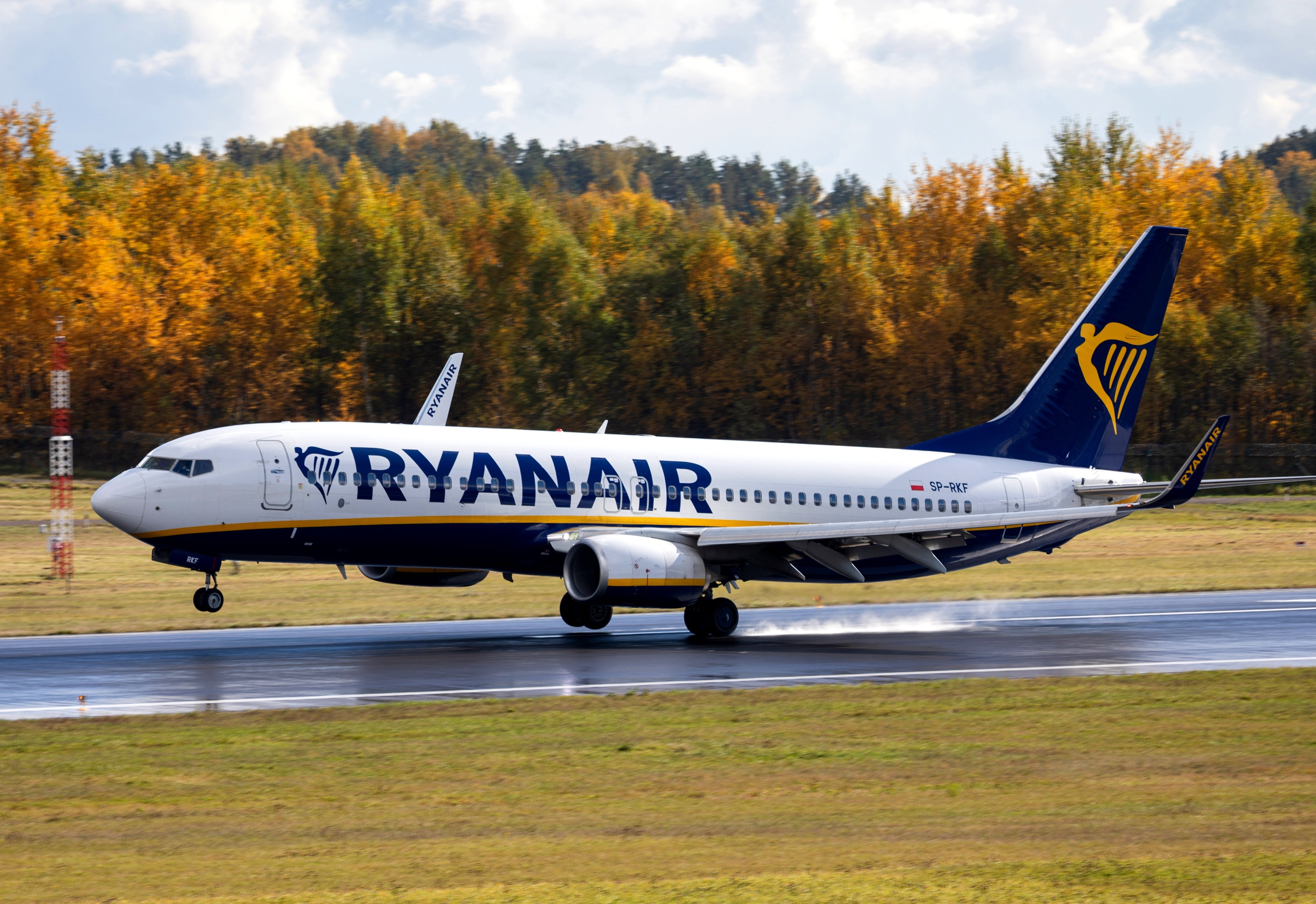 Ryanair znosi papierowe karty pokładowe