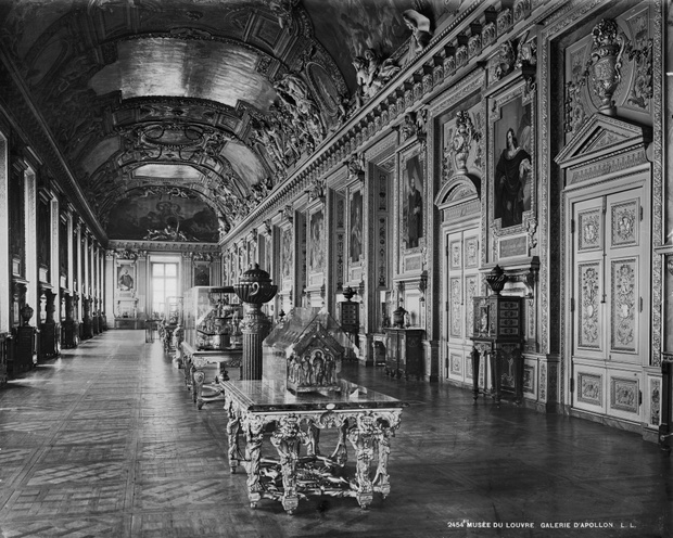 luwr galeria apolla