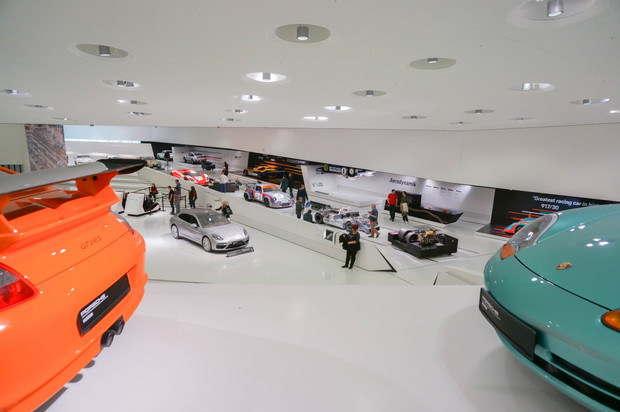 Muzeum Porsche, Stuttart, Niemcy