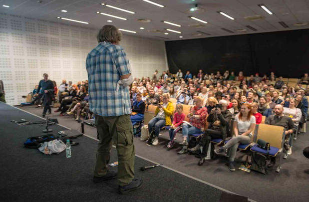 Aleksander Doba na Festiwalu Podróżników National Geographic fot. Paweł Głuza