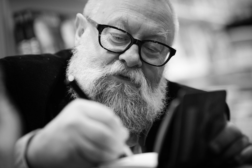 Profesor Jerzy Bralczyk o luksusie
