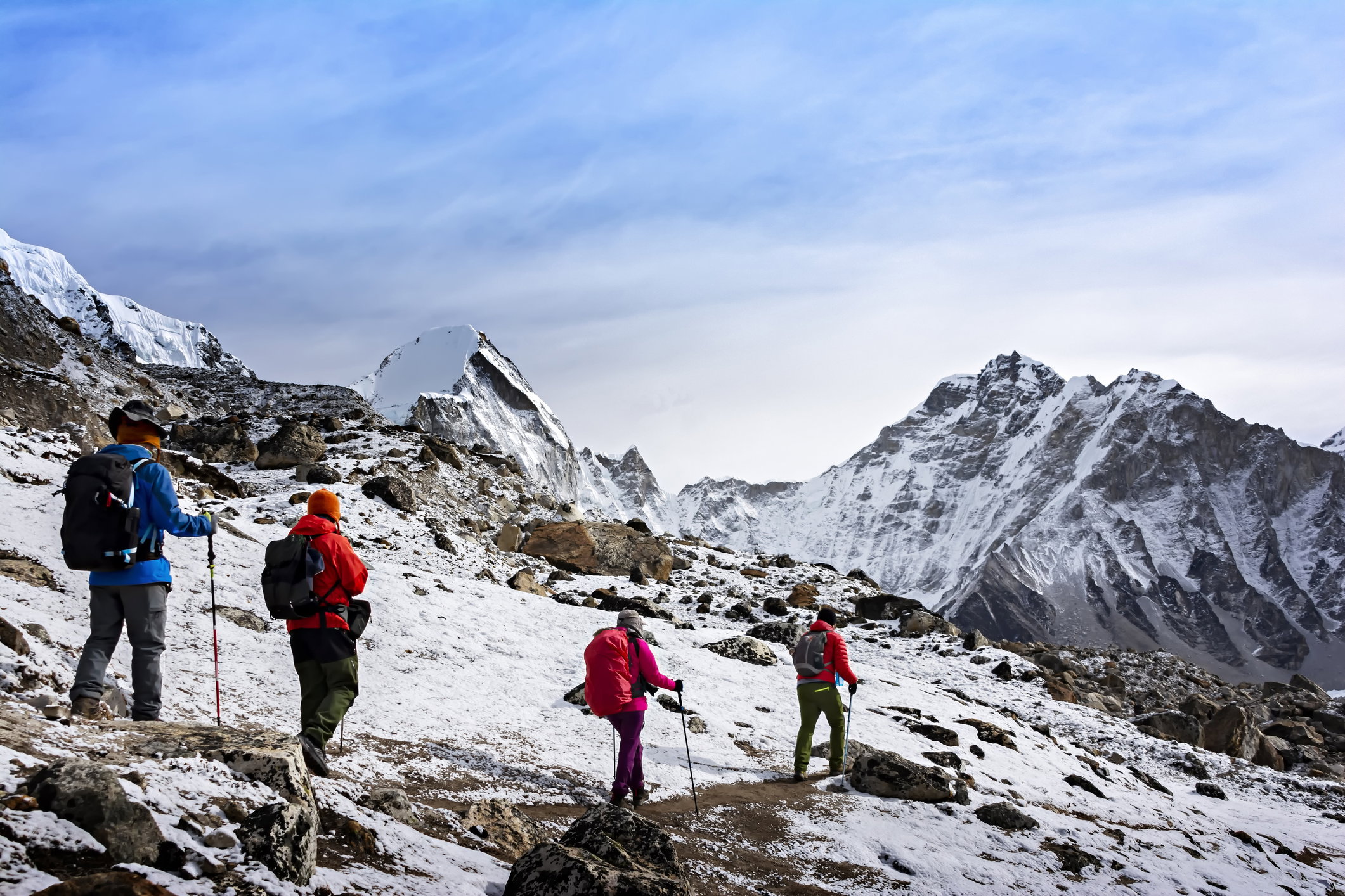 Rząd Nepalu wstrzymuje wszystkie pozwolenia wejścia na Mount Everest (fot. Getty Images)