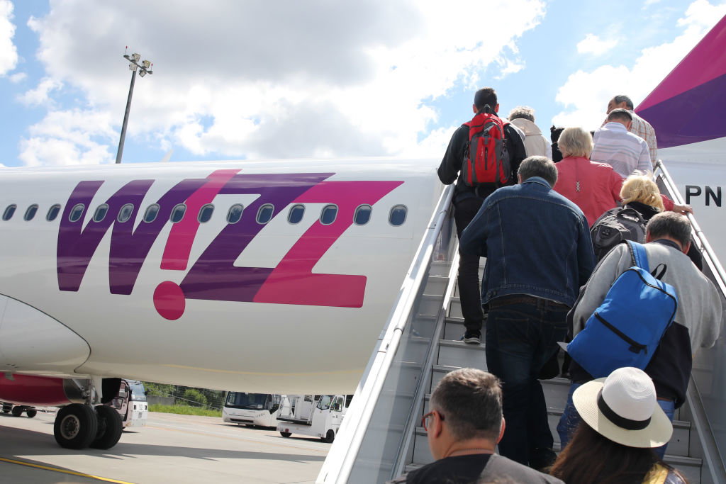 WizzAir ogranicza loty z Polski do Włoch (fot. Getty Images)