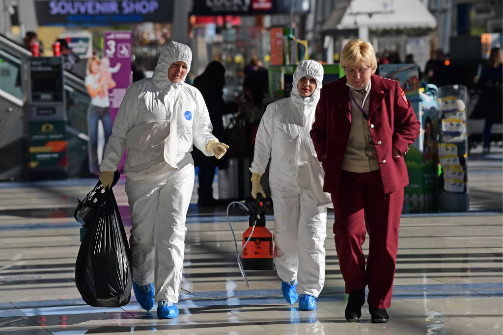 Koronawirus odnotowano już w 18 krajach poza Chinami (fot. Getty Images)