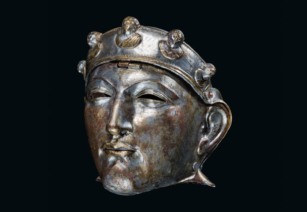 01-roman-iron-mask-670