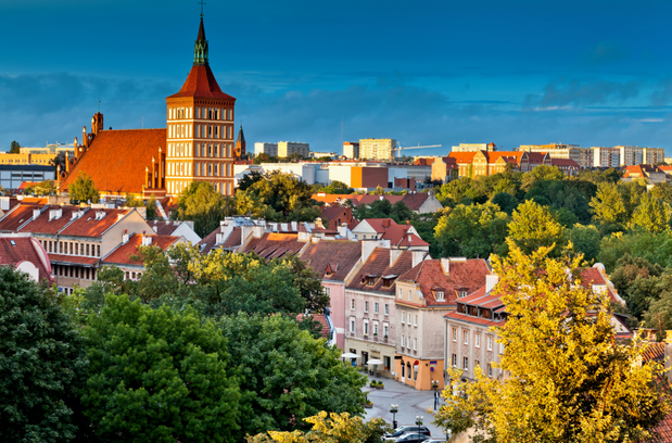 Nad Olsztynem góruje wieża bazyliki konkatedralnej św. Jakuba. Kościół zbudowano w II poł. XIV w.