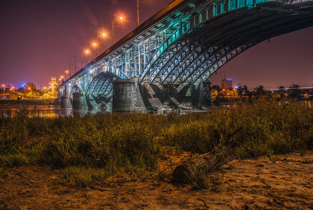 Warszawa nocą