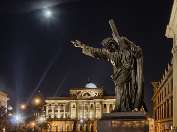 Warszawa nocą