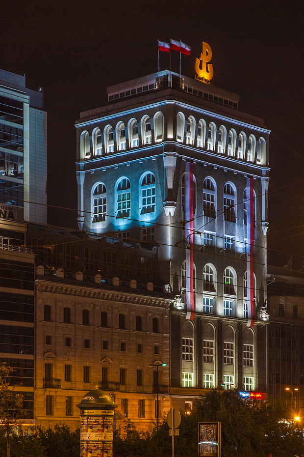Warszawa nocą
