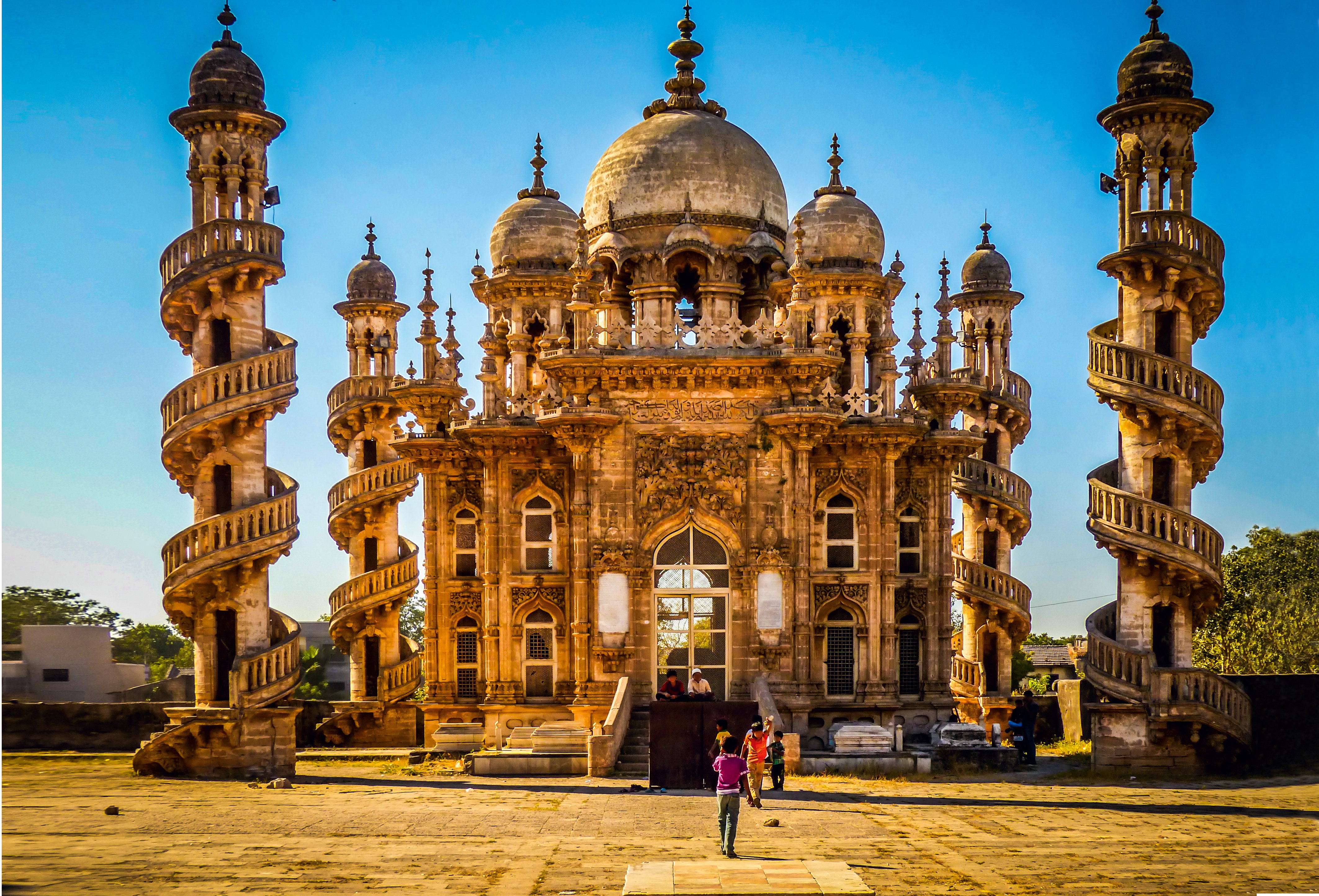 mauzoleum Mahabat Maqbara w mieście Dżunagadh
