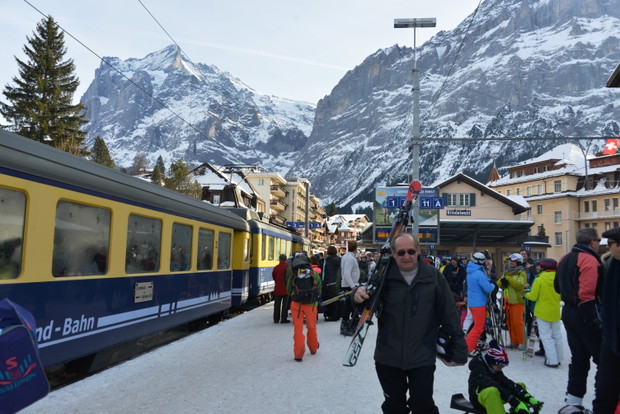 Szwajcarski Jungfrau: narty z „dziewicą”