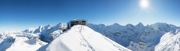 Szwajcarski Jungfrau: narty z „dziewicą”