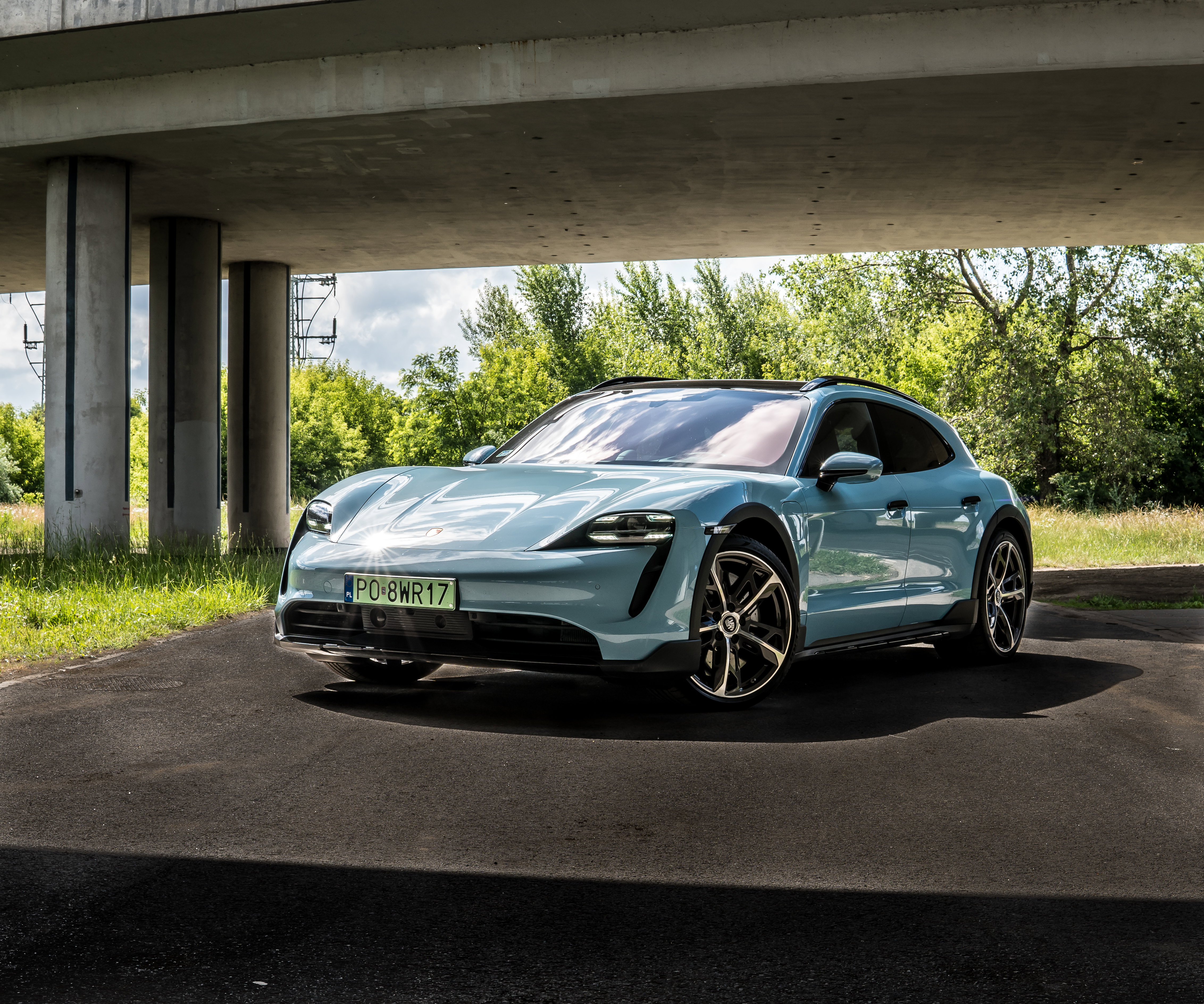 Porsche Taycan Cross Turismo