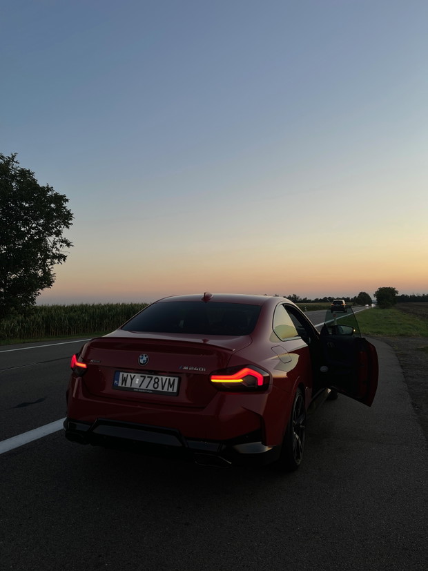 BMW M240i