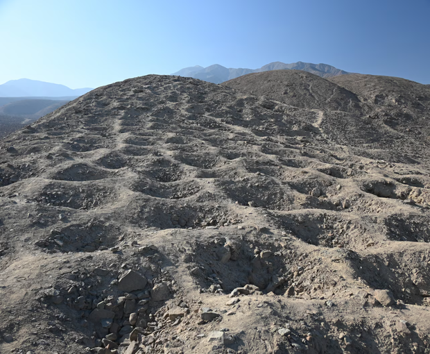 Grupa otworów w Monte Sierpe, 2024.