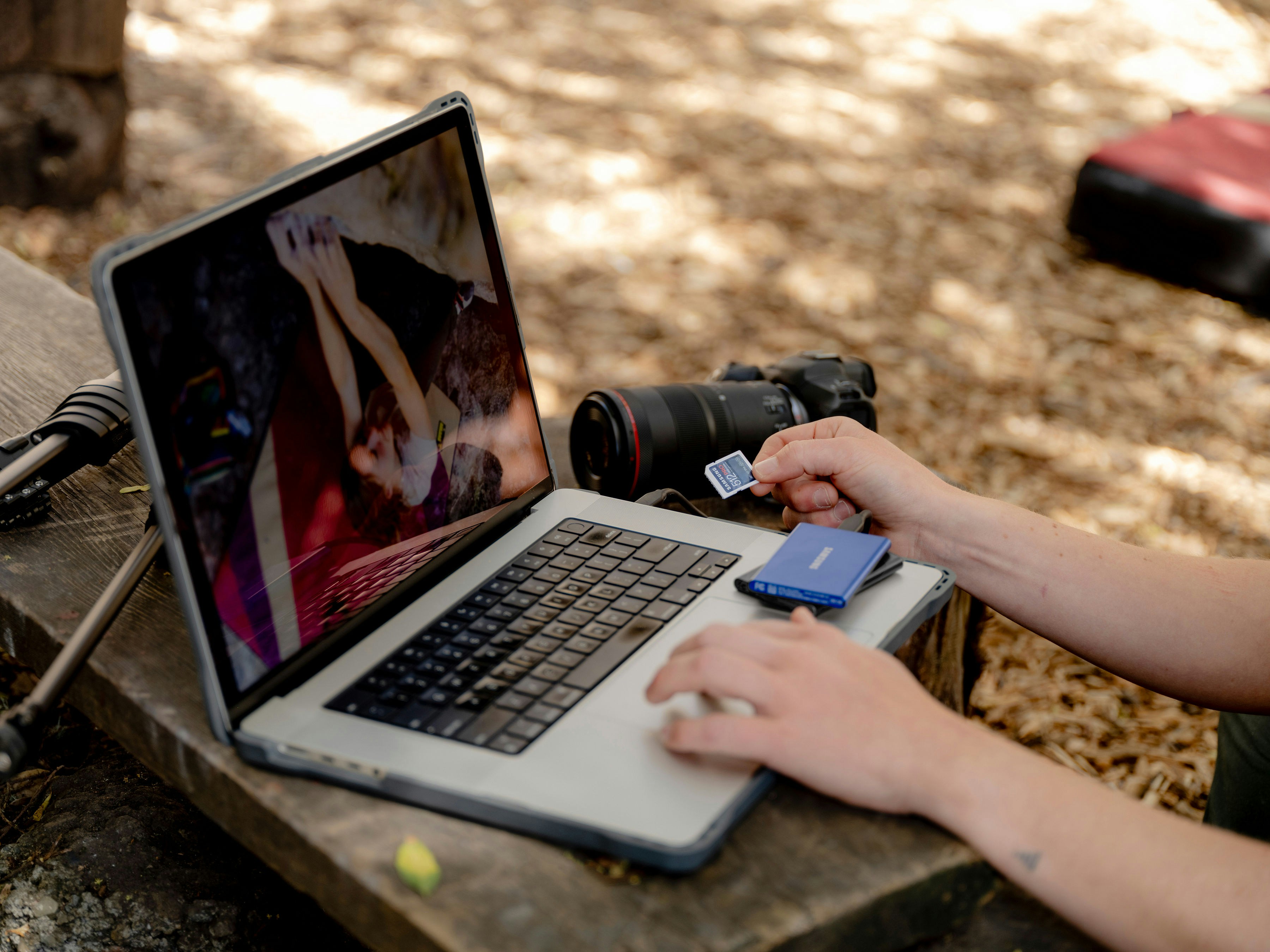 samsung-memory-yetbUp2P6po-unsplash
