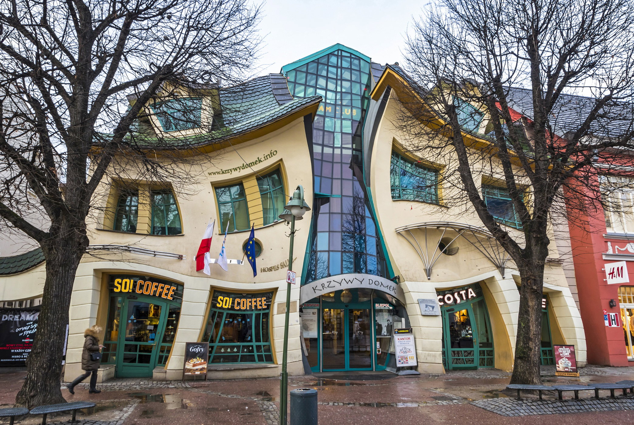 Krzywy Domek to surrealistyczna wizytówka Sopotu