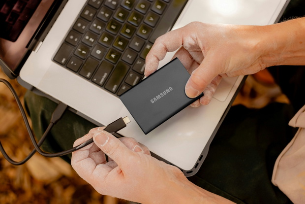 samsung-memory-fCRQNzRlEP0-unsplash