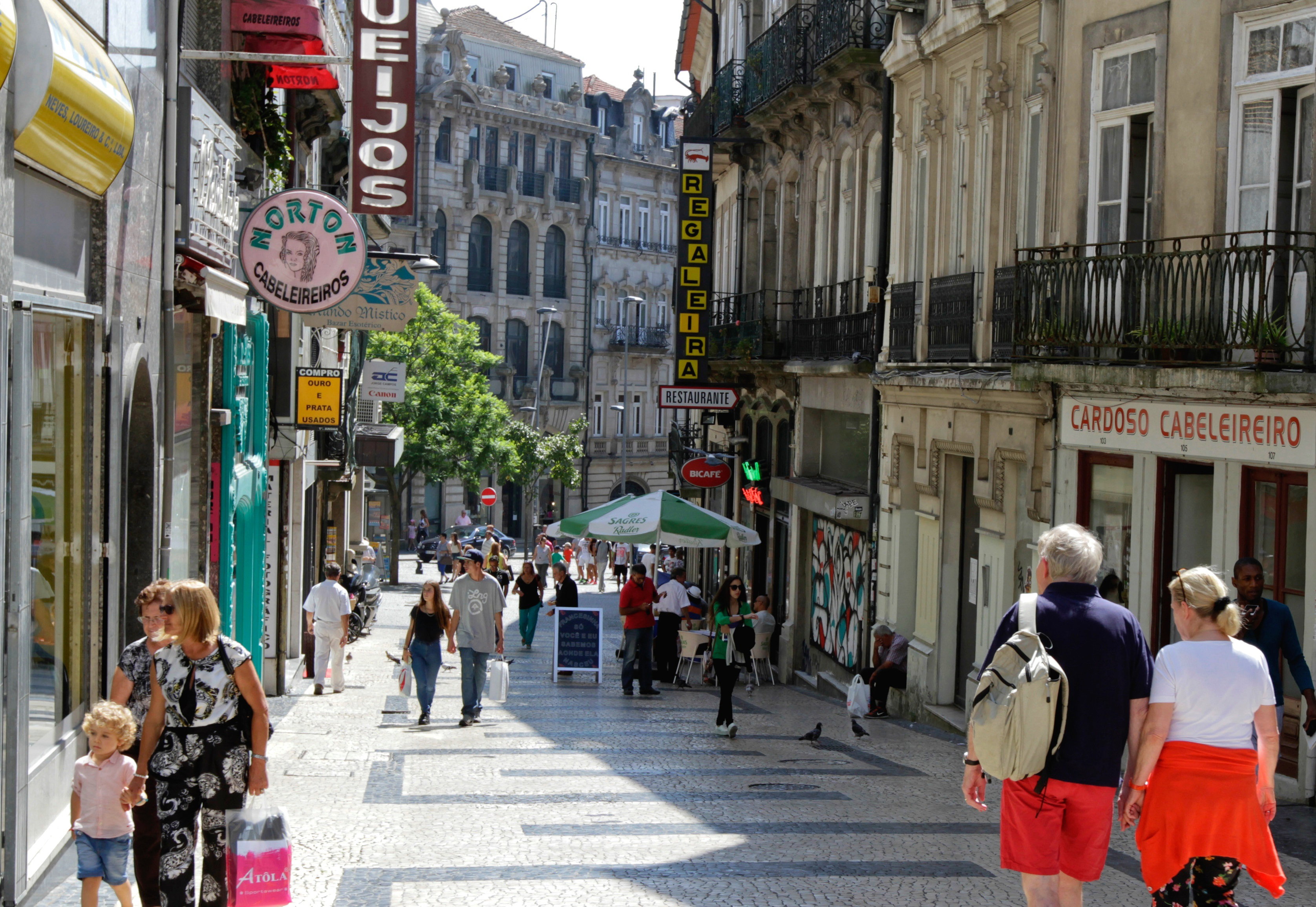 Rua do Bonjardim w Porto w Portugalii