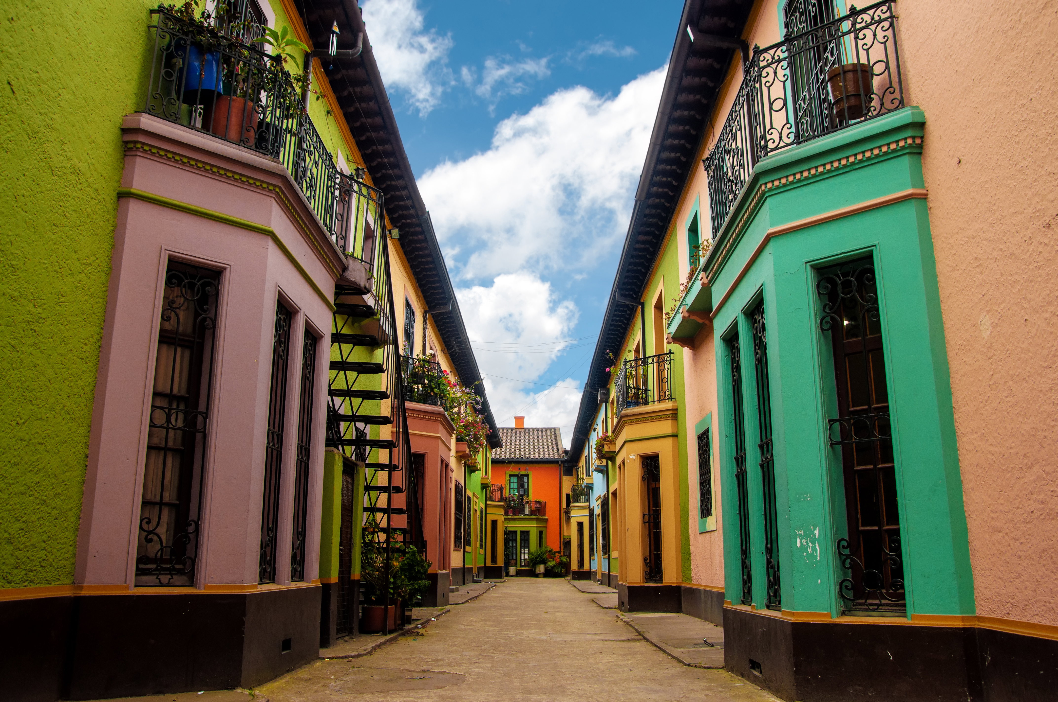 bogota_shutter