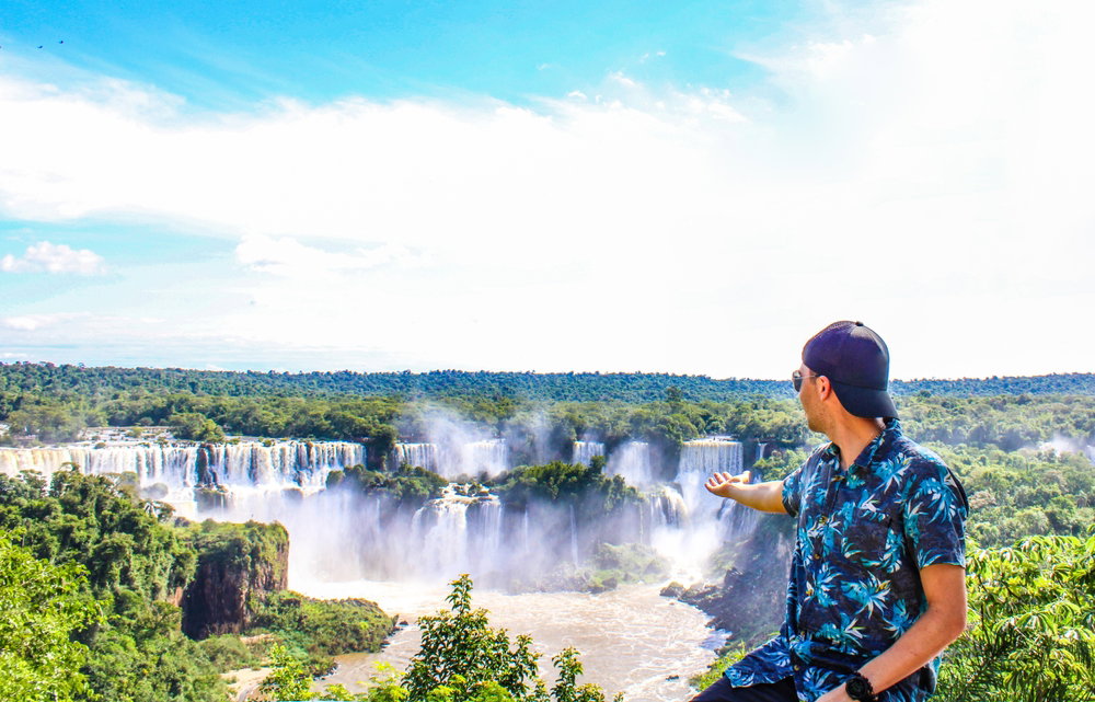 Wodospady Iguazú leżą na granicy między Brazylią i Argentyną. Są najpiękniejsze na świecie