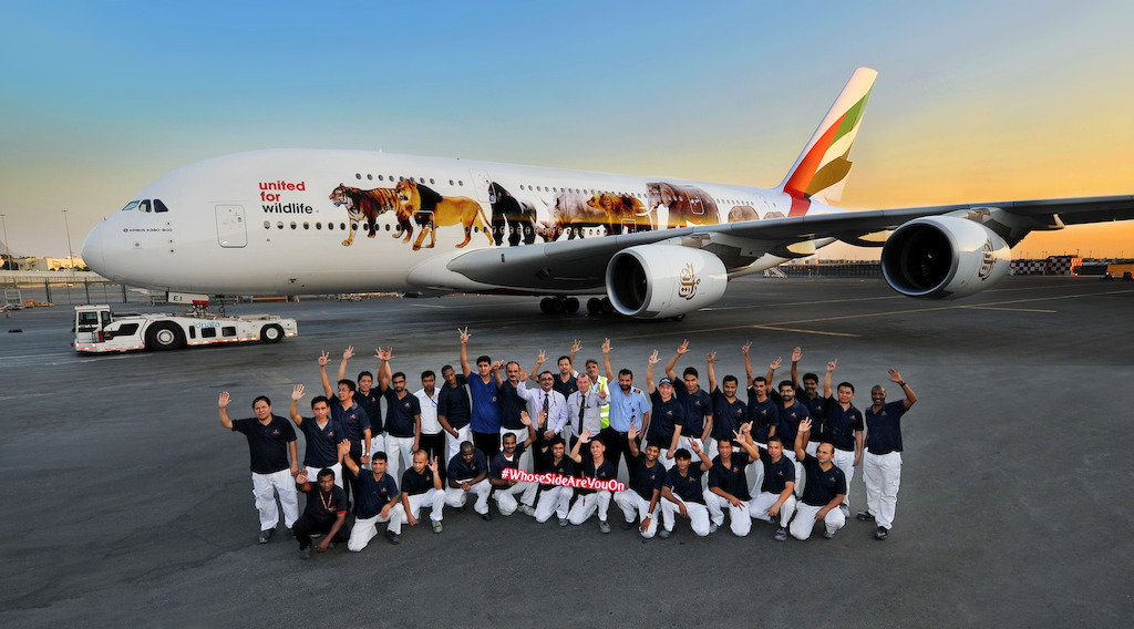 emirates_a380_with_the_first_united_for_wildlife_decal_with_emirates_aircraft_appearance_centre_team