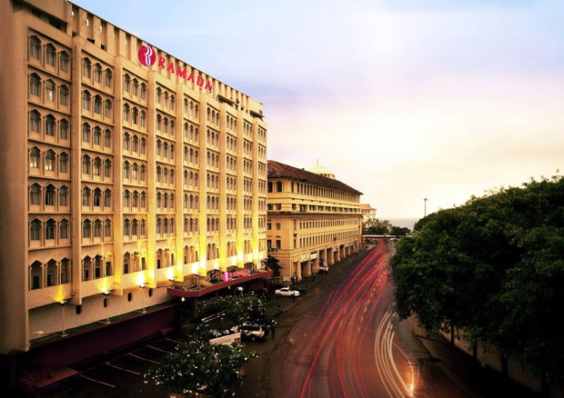 Hotel_Ramada1