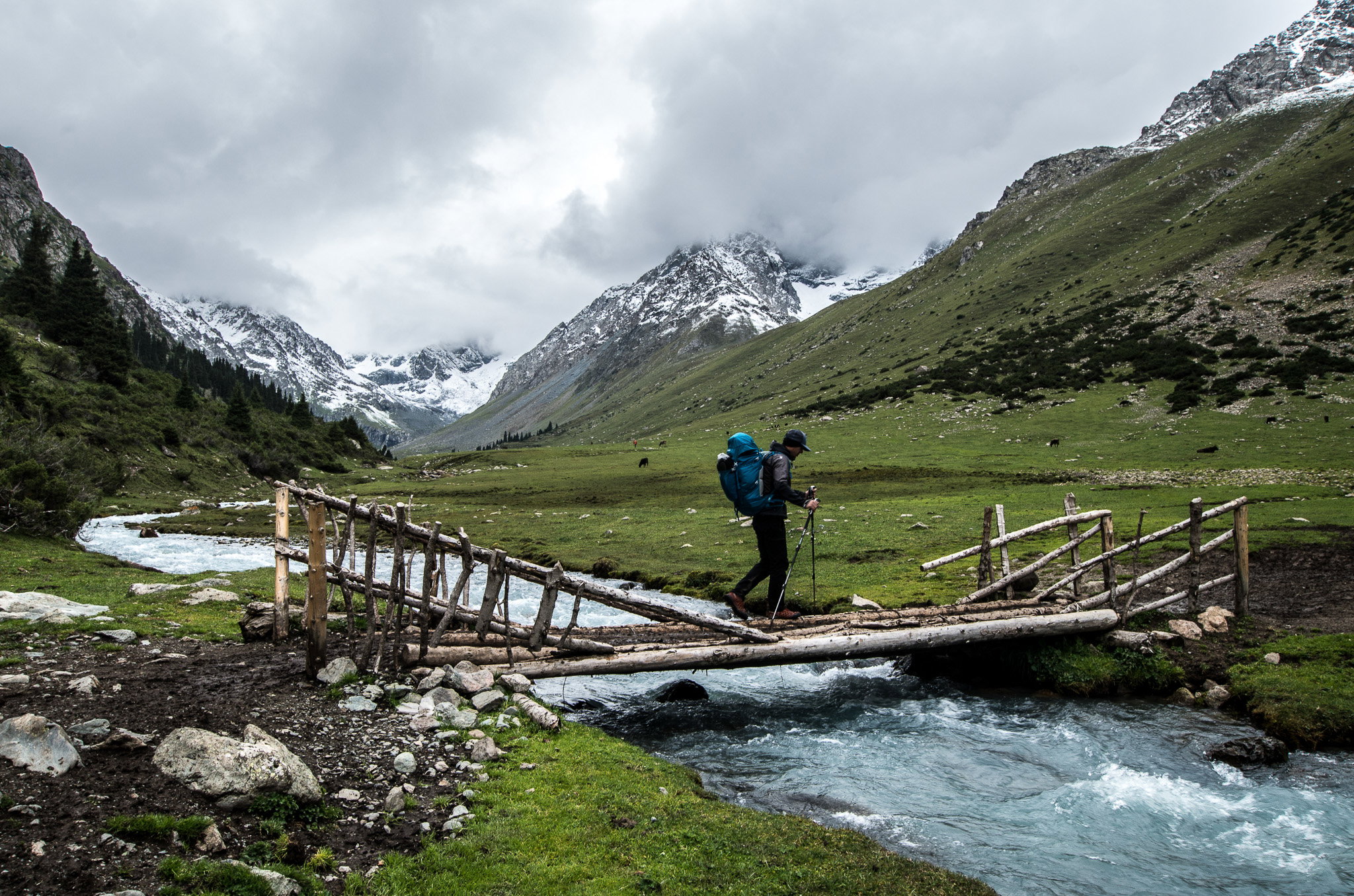 trekking w Kirgistanie