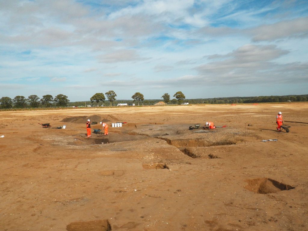 Tajemnica spalonych kopców rozwiązana? „Gorący temat debat archeologów”