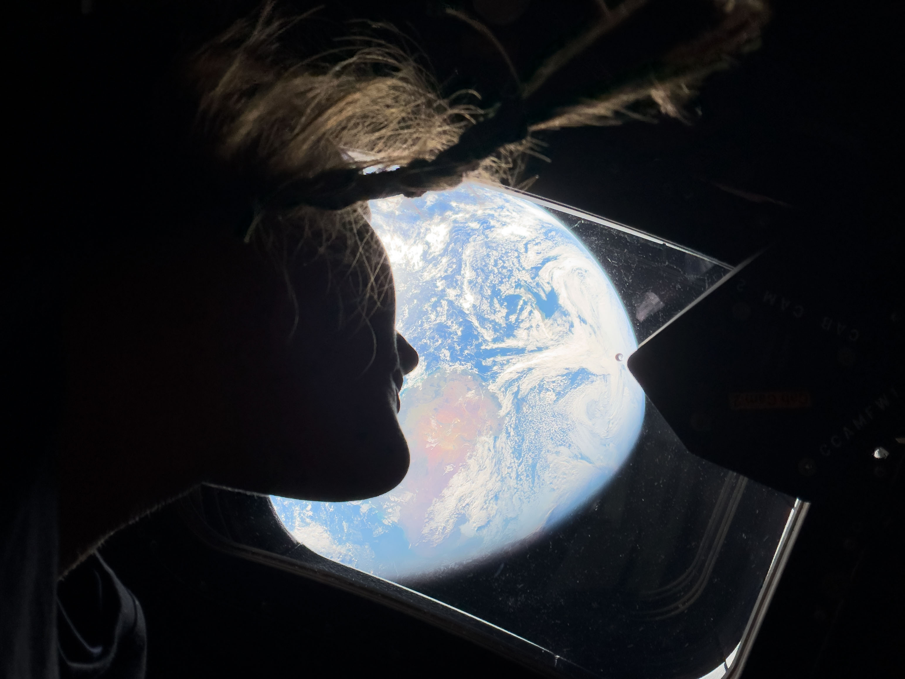 Astronauci misji Artemis II zmapowali niewidoczną stronę Księżyca