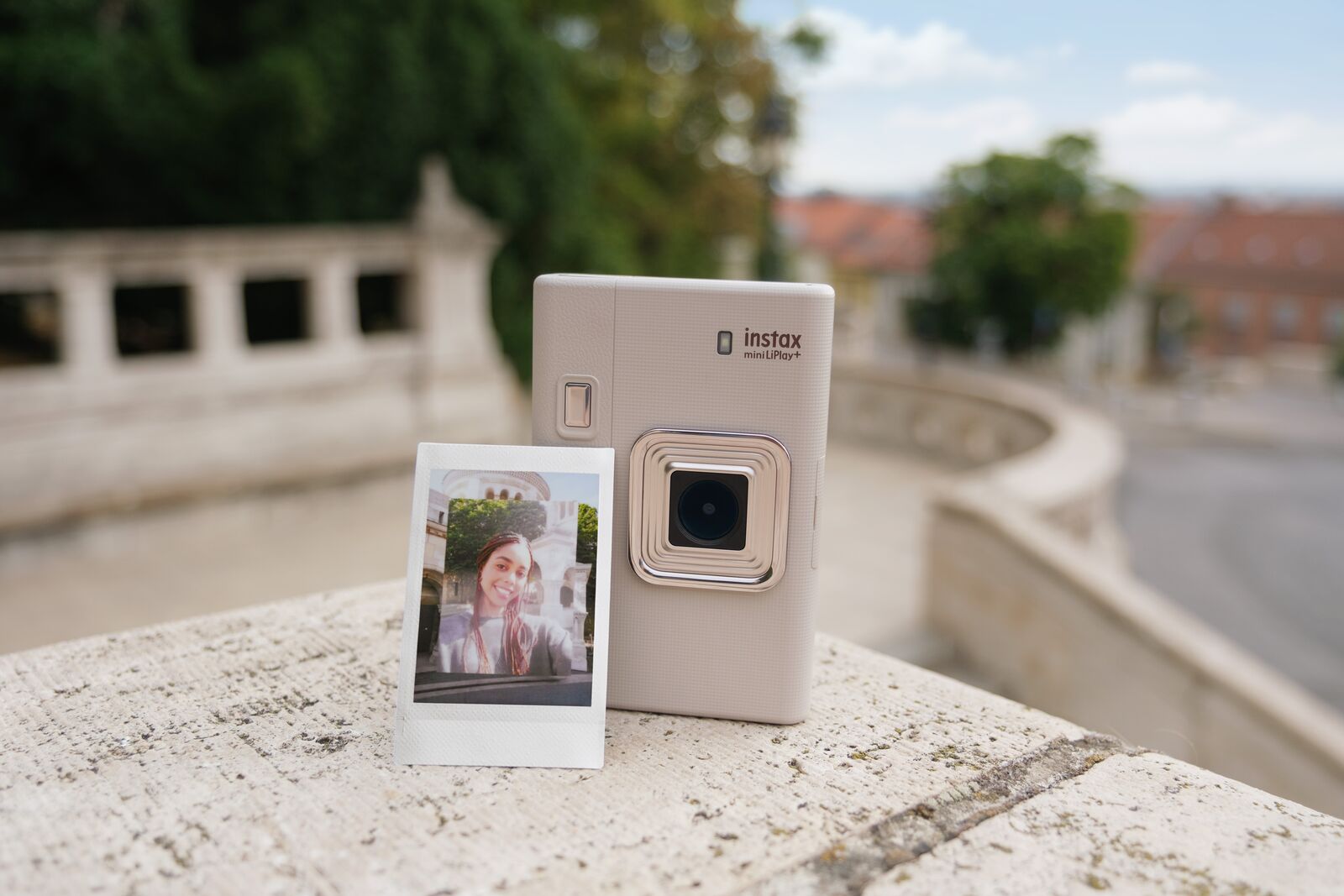 large-instax mini LiPlay+_stills