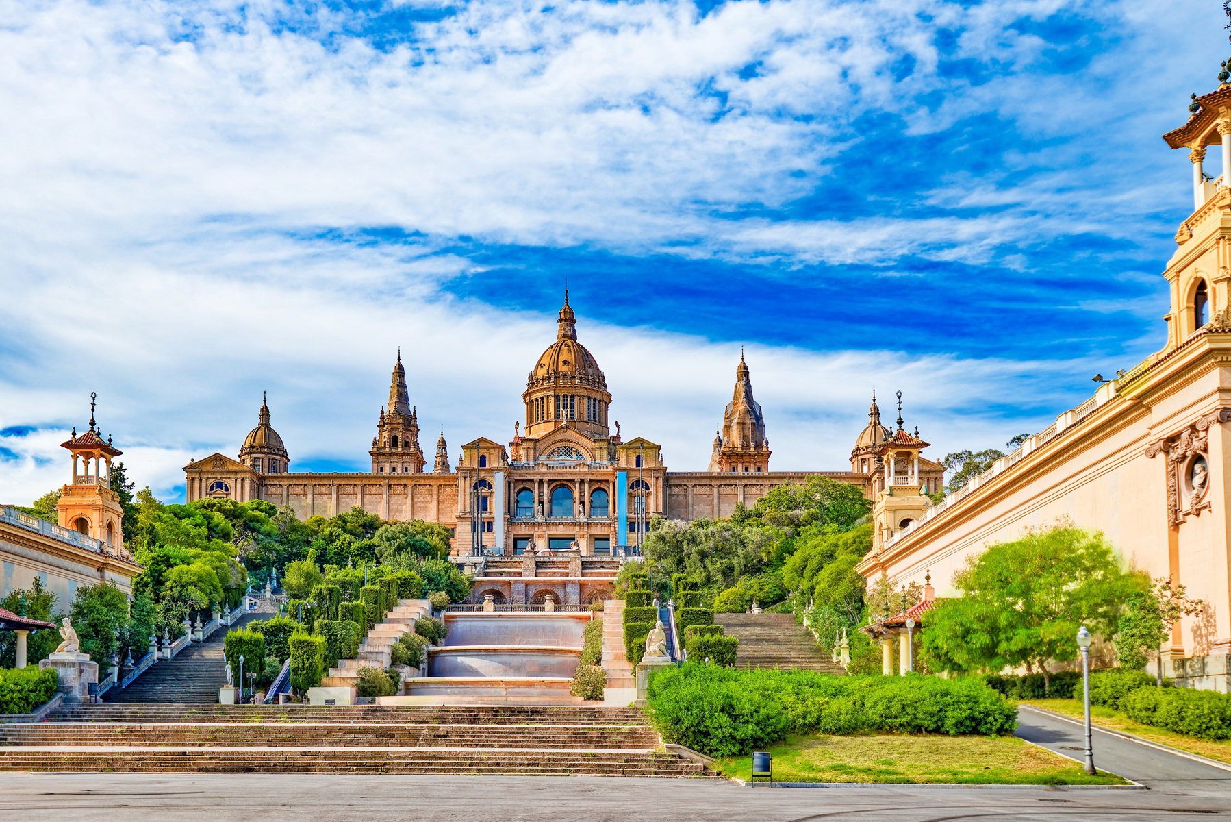 Montjuïc w Barcelonie – od twierdzy po centrum kultury