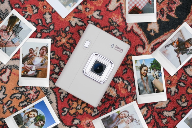 large-instax mini LiPlay+_stills