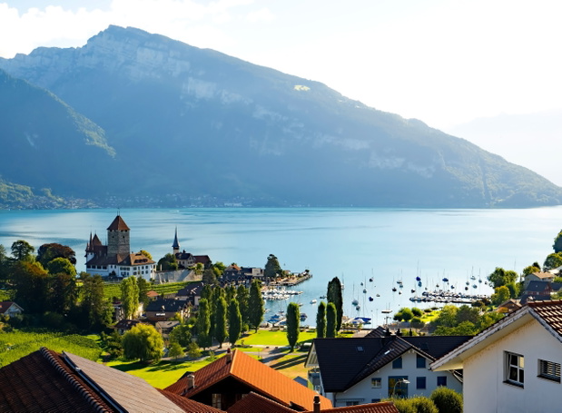 Jezioro Thun w Szwajcarii