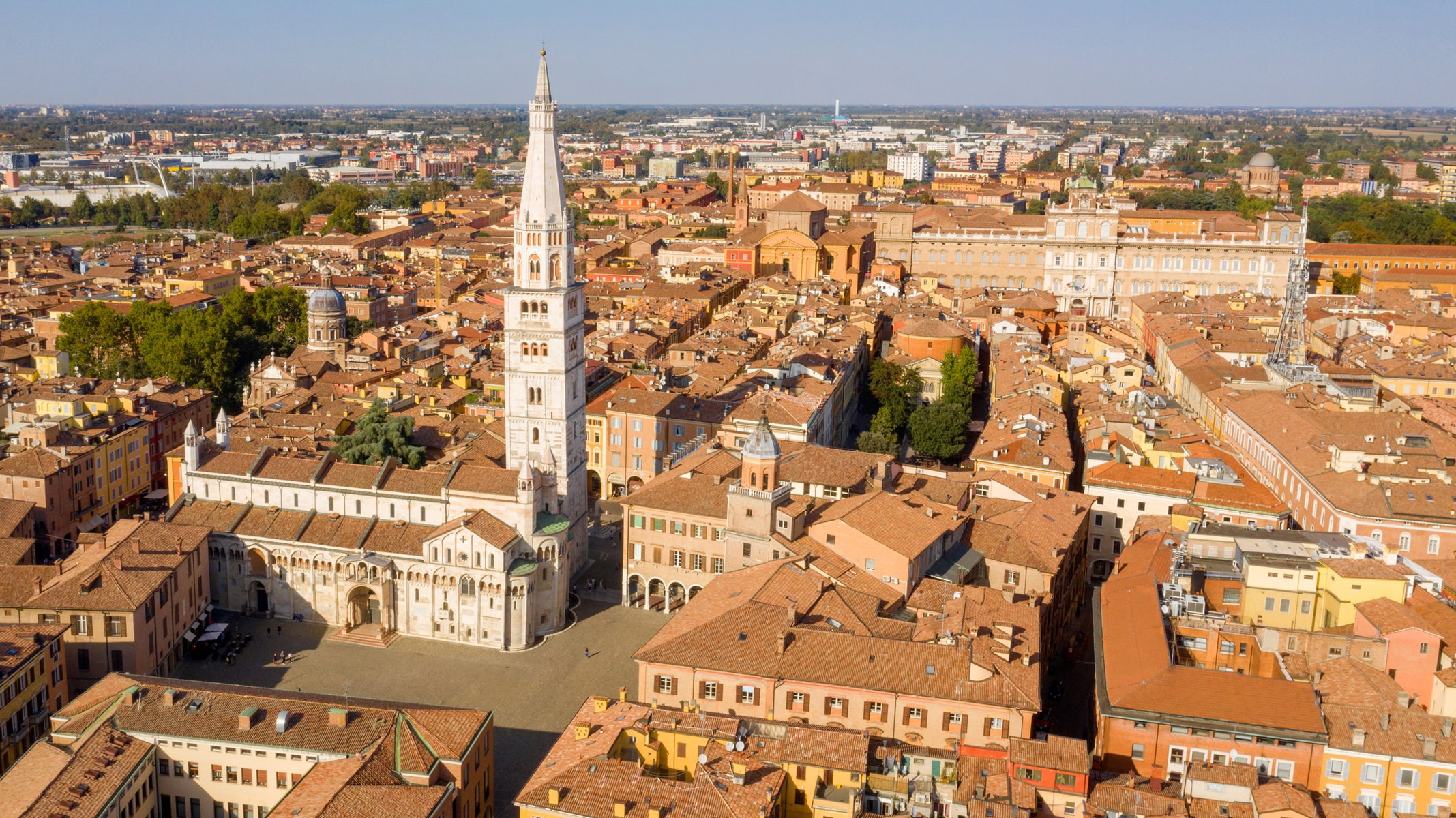 Modena – włoskie miasto historii, smaku i motoryzacyjnych legend