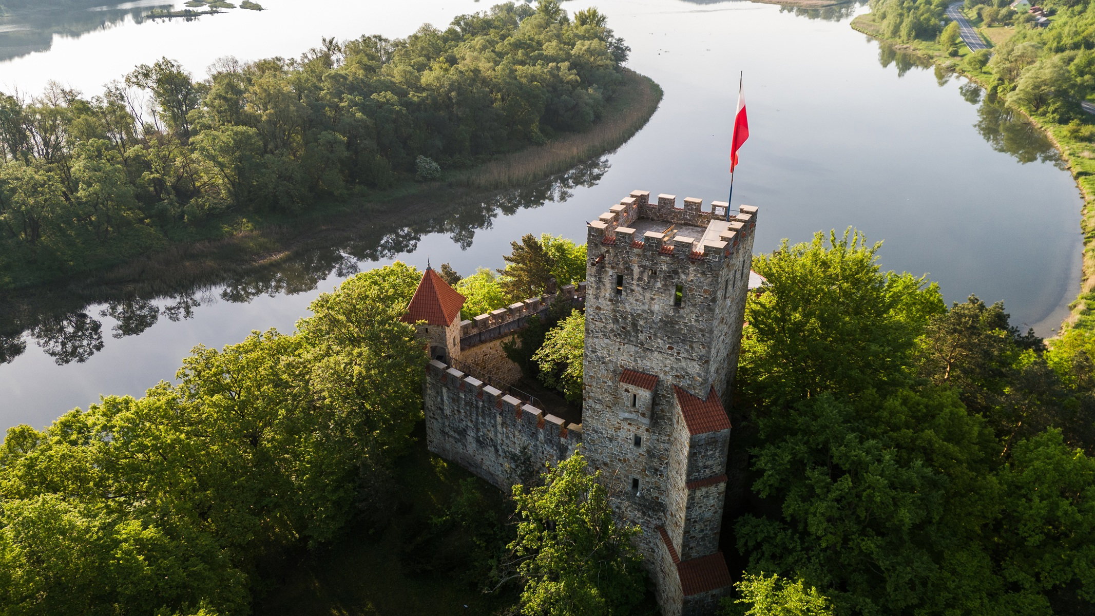 Zamek Tropsztyn kusi legendami o skarbie
