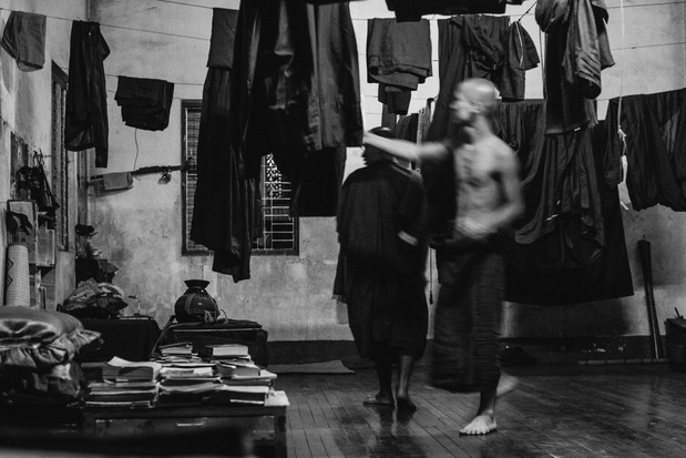 Jeden dzień z życia mnicha. Fotografie Marcina Zaborowskiego
