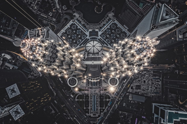 Alien Structure on Earth by Tomasz Kowalski. I miejsce/URBAN
