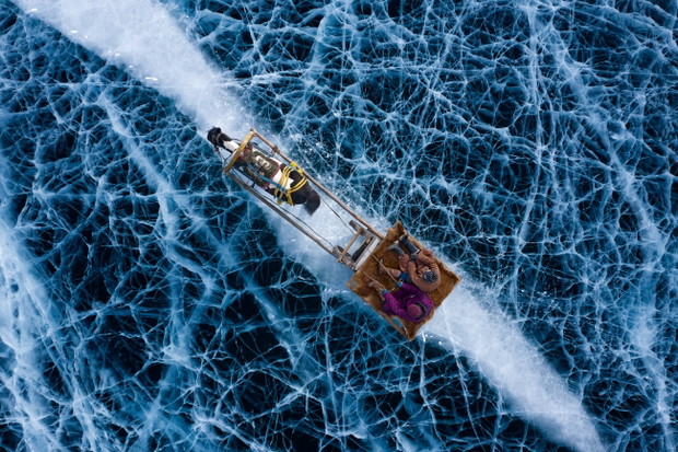 Frozen Land by Alessandra Meniconzi / I miejsce / PEOPLE