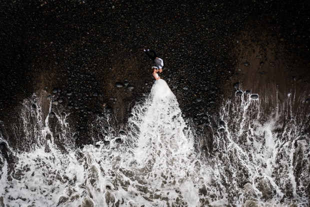 Pebble / Wave by Dominic Lemoine / wyróżnienie / WEDDING