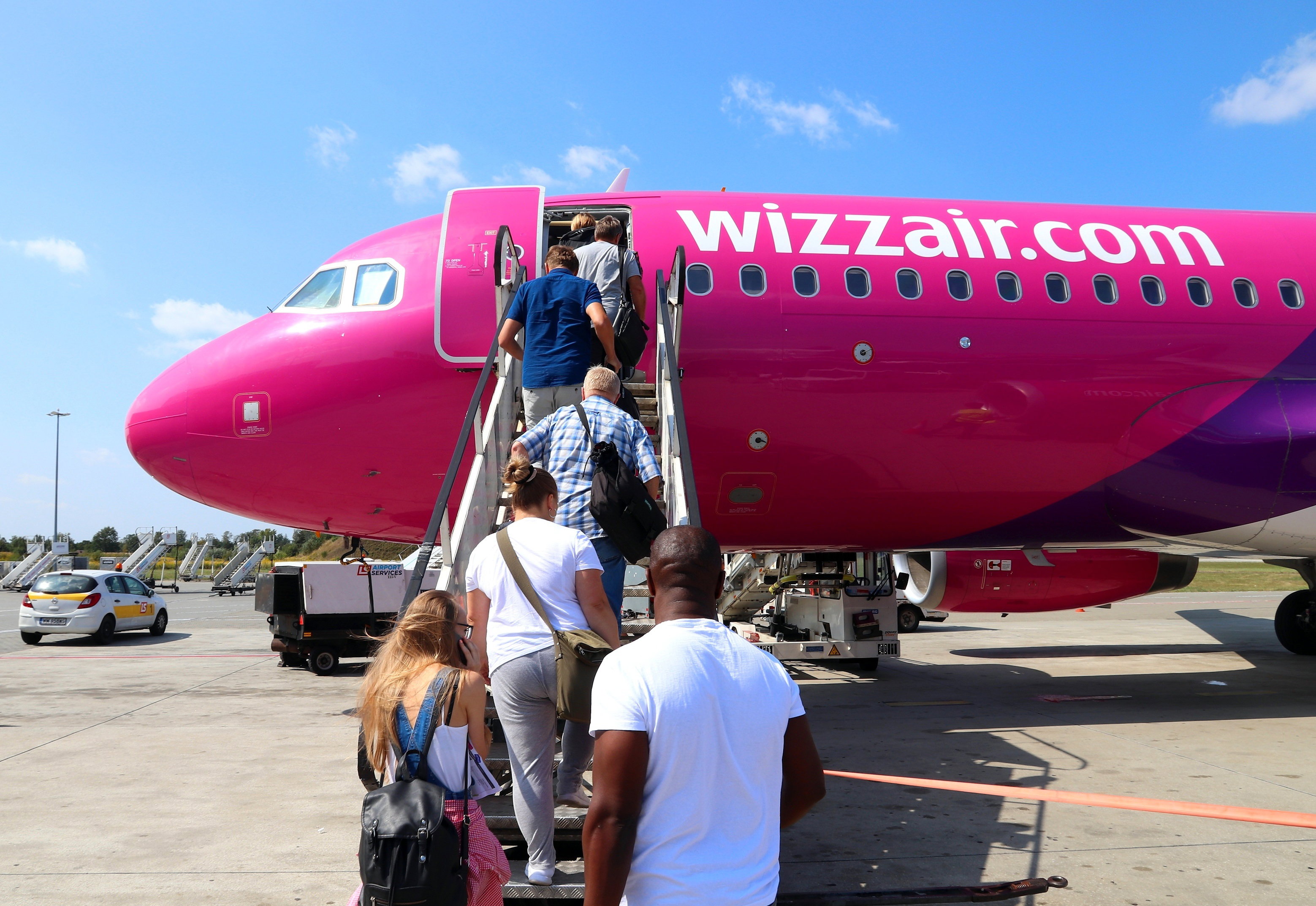 Tajemniczy WizzAir wystartuje z Warszawy