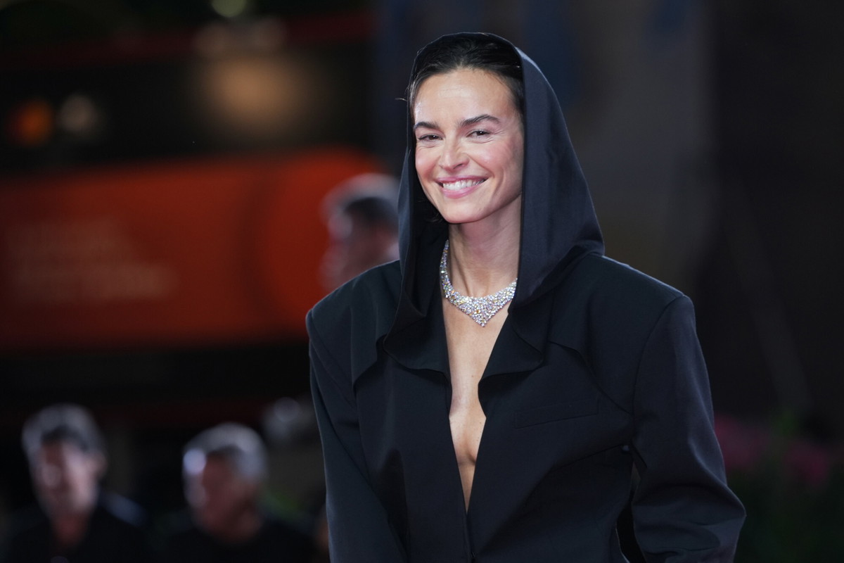 Szok! Kasia Smutniak wcieli się w Maryję w nowej "Pasji" Mela Gibsona