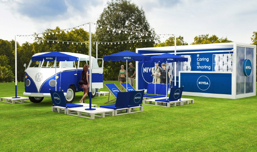 Stoisko Nivea podczas festiwalu Open’er - główne
