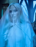 Lady Gaga tańczy na cmentarzu! Teledysk „The Dead Dance” z serialu „Wednesday” już dostępny