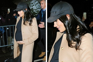 Meghan Markle wyjeżdza z USA po baby shower 3