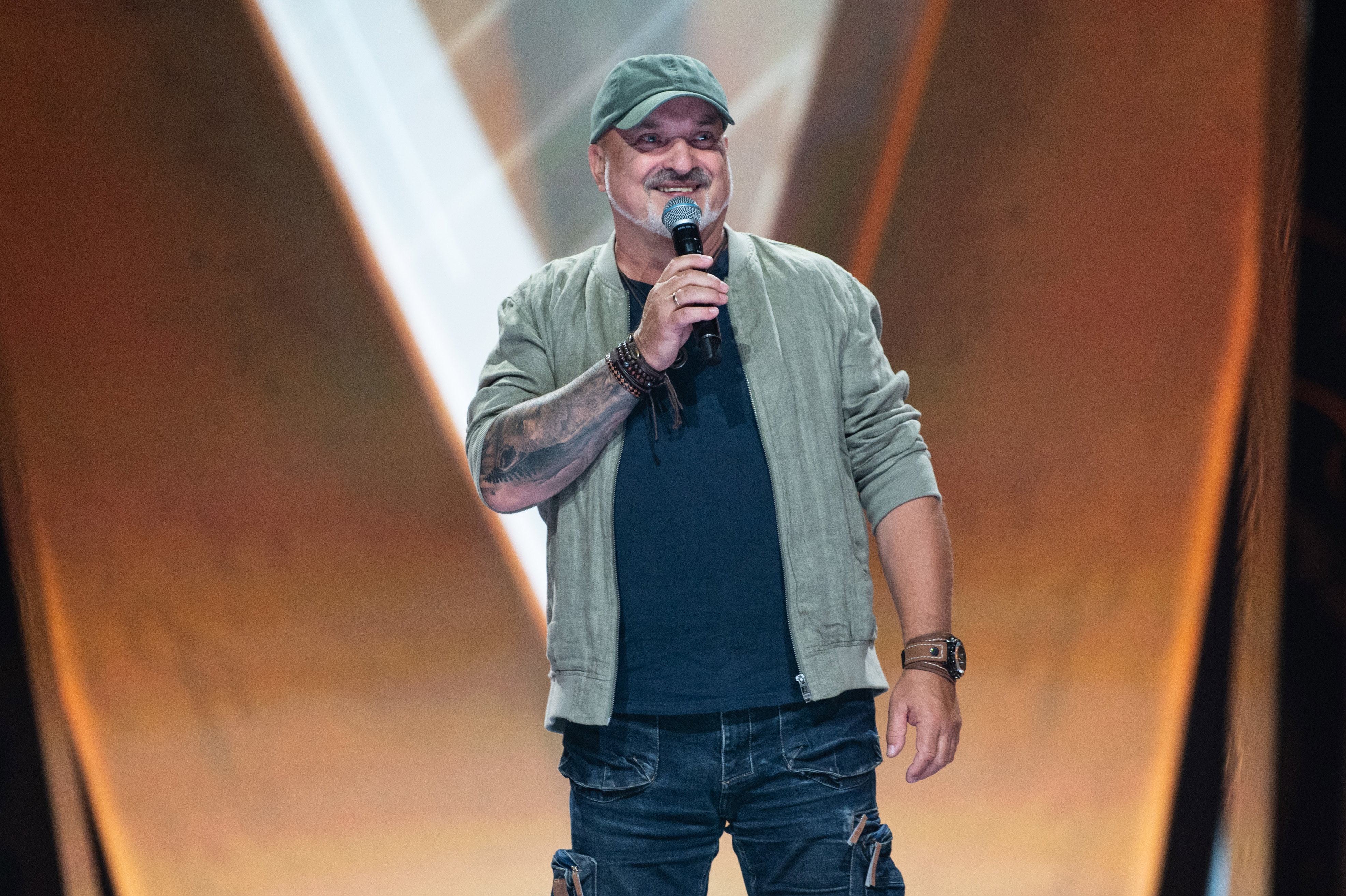 Odwrócił cztery fotele, a potem... Uczestnik "The Voice Senior" nieźle zaskoczył jurorów