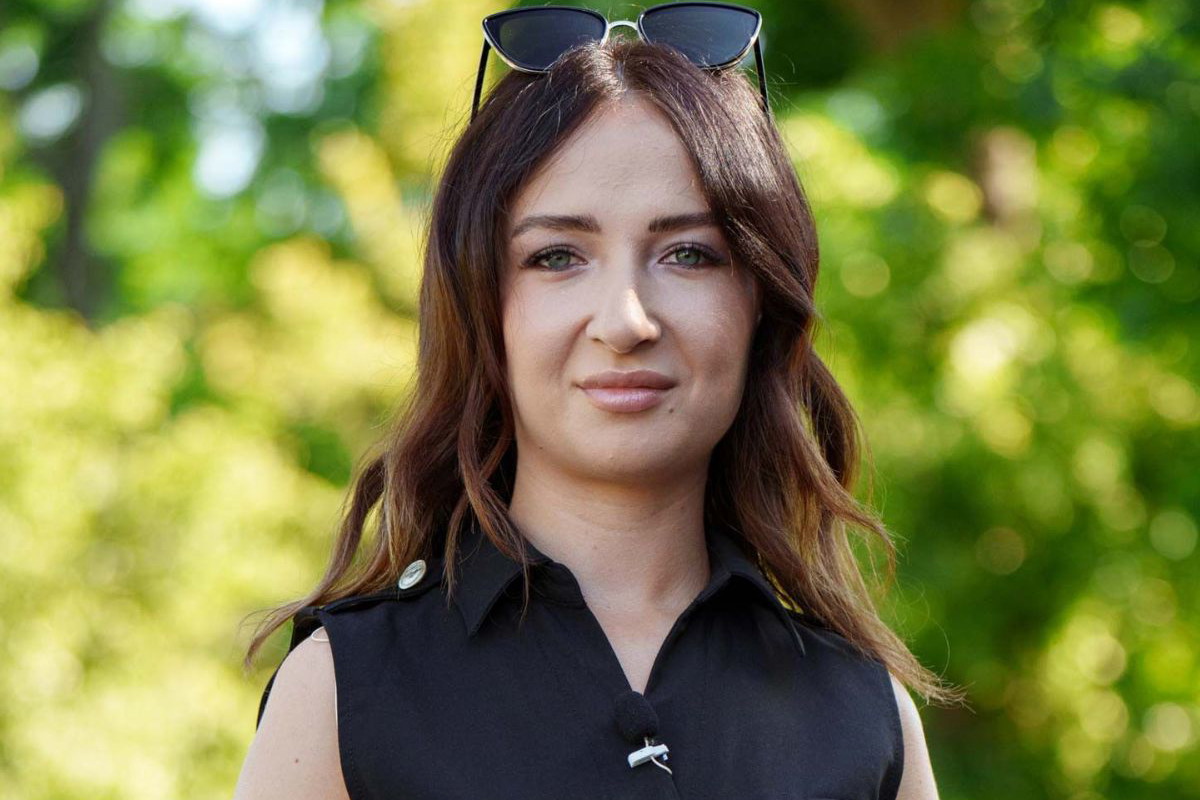Karolina od Rolanda z "Rolnika" w objęciach innego uczestnika